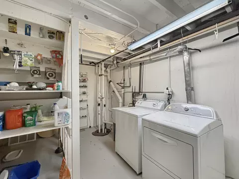 Other - 647 Darien Ct, Hoffman Estates, IL 60169 photo 4 of 9