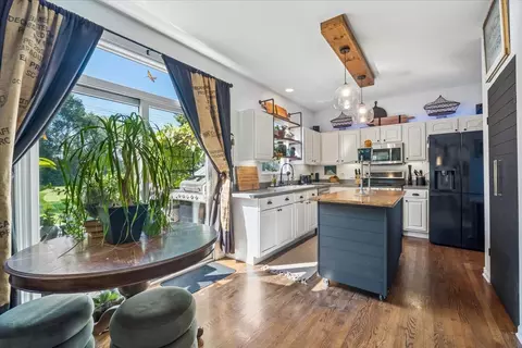 Kitchen - Undisclosed, Mchenry, IL 60050 photo 1 of 3