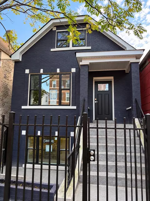 2657 W 21st Pl, Chicago, IL 60608
