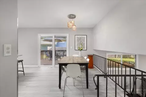 Dining - 5 Redstart Rd, Naperville, IL 60565 photo 1 of 1