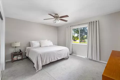 Bedroom - 5 Redstart Rd, Naperville, IL 60565 photo 1 of 4