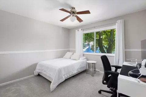 Bedroom - 5 Redstart Rd, Naperville, IL 60565 photo 4 of 4