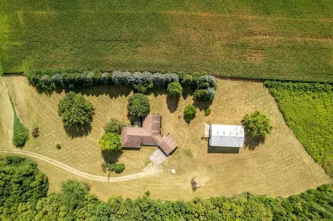 View/Area - 608 N 2nd St, Holcomb, IL 61043 photo 1 of 10