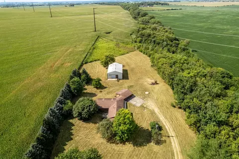View/Area - 608 N 2nd St, Holcomb, IL 61043 photo 6 of 10