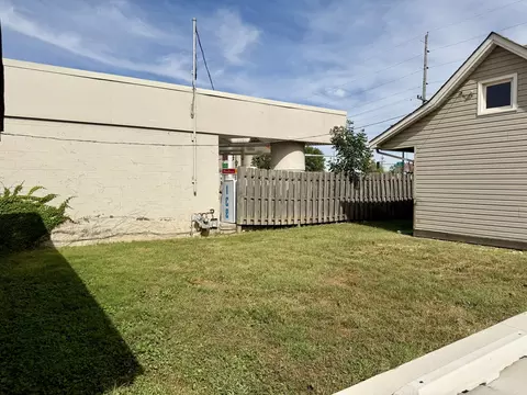 Exterior - 154 E Third St, Manteno, IL 60950 photo 6 of 9