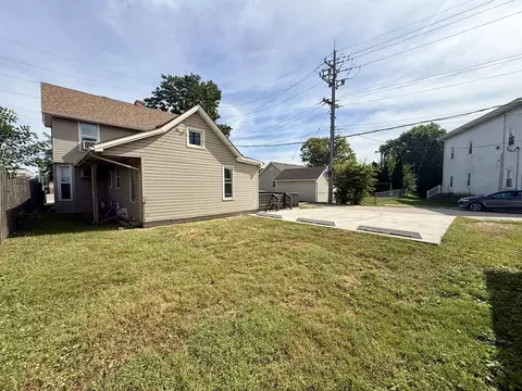 Exterior - 154 E Third St, Manteno, IL 60950 photo 7 of 9