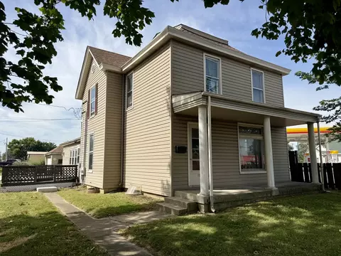 Exterior - 154 E Third St, Manteno, IL 60950 photo 2 of 9