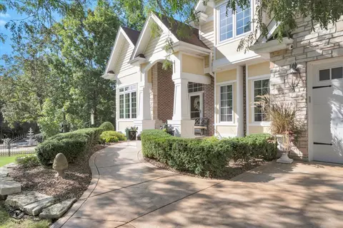 Exterior - 11646 Kluth Ct, Mokena, IL 60448 photo 2 of 6