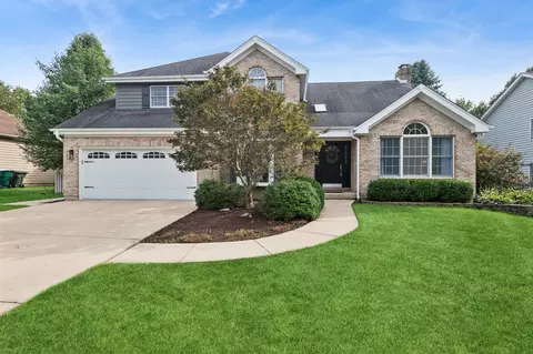 1356 Green Pheasant Ln, Batavia, IL 60510