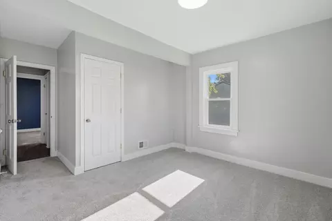 Bedroom - 2618 38th Ave, Moline, IL 61265 photo 4 of 4
