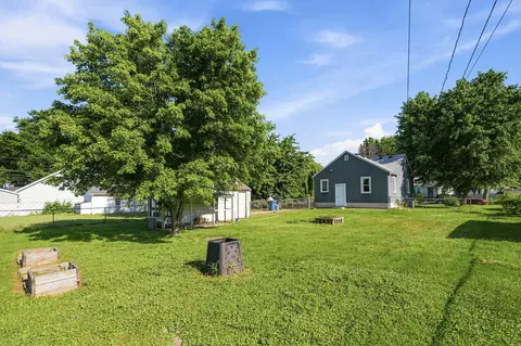 Exterior - 2618 38th Ave, Moline, IL 61265 photo 4 of 4