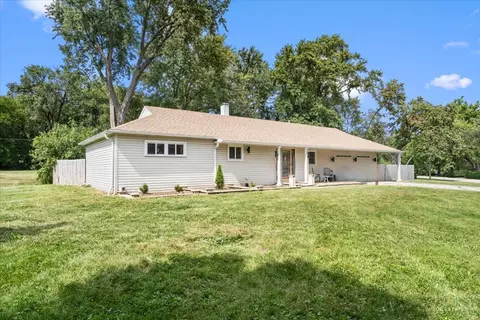 2 N030 Virginia Ave, Glen Ellyn, IL 60137