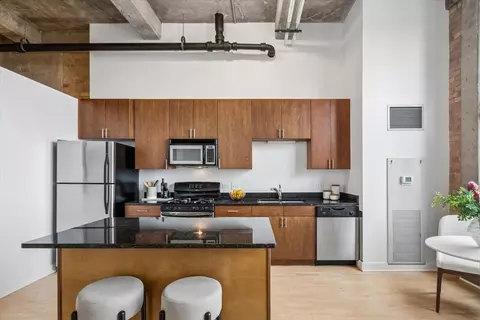 Kitchen - 320 E 21st St #807, Chicago, IL 60616 photo 2 of 3
