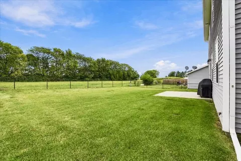 2906 Conlor Dr, Bloomington, IL 61704 photo 6