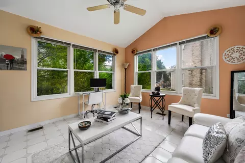 Other - 5282 Galloway Dr, Hoffman Estates, IL 60192 photo 4 of 8