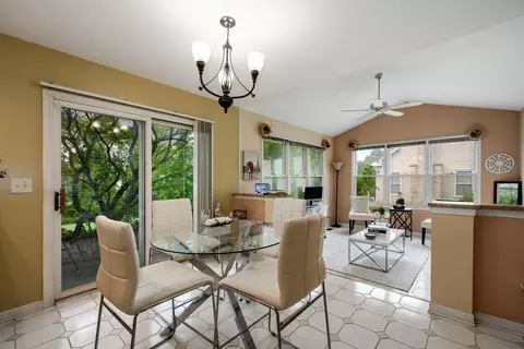Dining - 5282 Galloway Dr, Hoffman Estates, IL 60192 photo 3 of 3