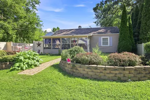 22841 128th St, Bristol, WI 53104