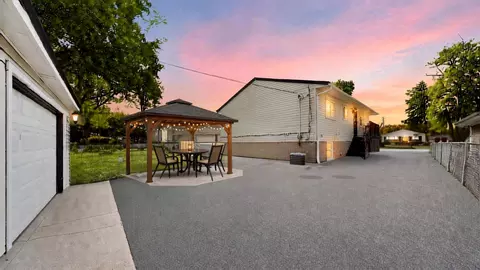 Exterior - 16601 Honore Ave, Markham, IL 60428 photo 5 of 7