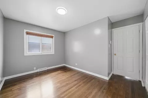 Bedroom - 16601 Honore Ave, Markham, IL 60428 photo 4 of 6