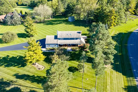 25371 W Marilyn Meadow Ct, Wauconda, IL 60084