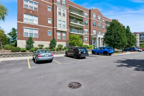 Exterior - 660 Prestwick Ln #507, Wheeling, IL 60090 photo 4 of 4