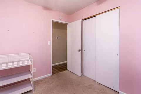 Bedroom - 1023 Roberta Dr, Murphysboro, IL 62966 photo 4 of 6