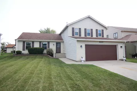 8247 W Wintergreen Dr, Frankfort, IL 60423
