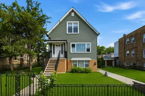 6042 W Addison St, Chicago, IL 60634