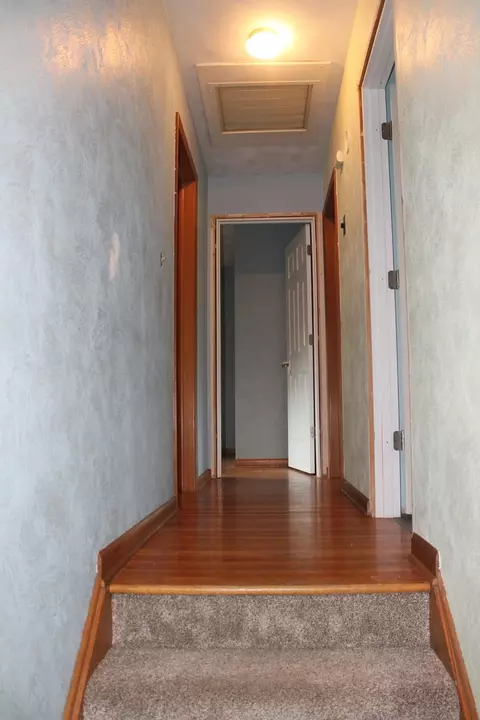 Entry Way - 108 Circle Dr, Cambridge, IL 61238 photo 2 of 2