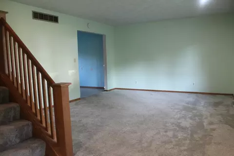 Living - 108 Circle Dr, Cambridge, IL 61238 photo 4 of 8