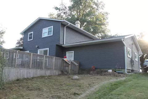 Exterior - 108 Circle Dr, Cambridge, IL 61238 photo 11 of 11