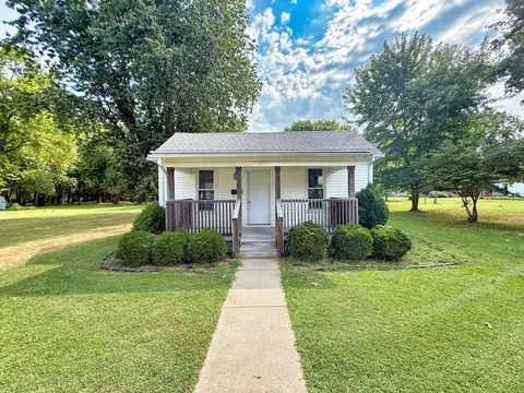 Other - 323 Austin Ave, Flora, IL 62839 photo 11 of 15