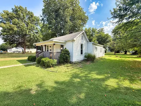 Other - 323 Austin Ave, Flora, IL 62839 photo 15 of 15