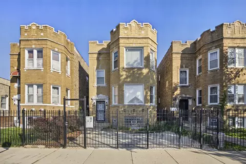 825 N Karlov Ave, Chicago, IL 60651