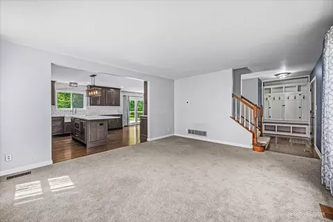 Living - 2711 Old Oak Dr, Mchenry, IL 60050 photo 2 of 9
