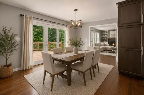 Dining - 2711 Old Oak Dr, Mchenry, IL 60050 photo 1 of 3