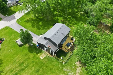View/Area - 2711 Old Oak Dr, Mchenry, IL 60050 photo 4 of 5