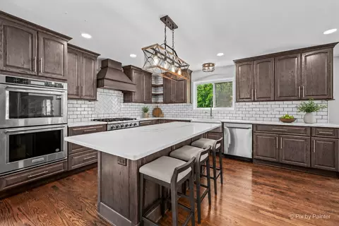 Kitchen - 2711 Old Oak Dr, Mchenry, IL 60050 photo 1 of 5