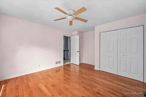 Bedroom - 2711 Old Oak Dr, Mchenry, IL 60050 photo 10 of 12