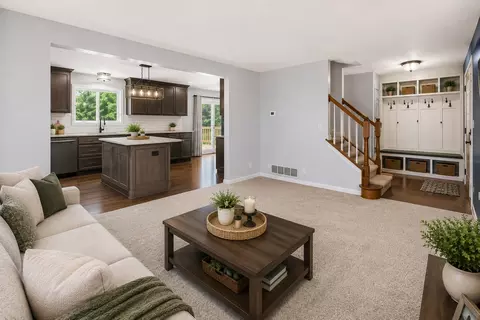 Living - 2711 Old Oak Dr, Mchenry, IL 60050 photo 1 of 9