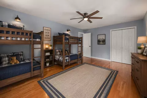 Bedroom - 2711 Old Oak Dr, Mchenry, IL 60050 photo 5 of 12