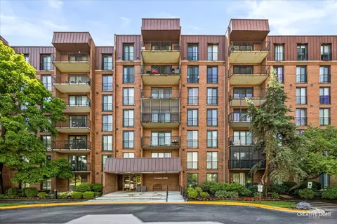 111 Acacia Dr #101, Indian Head Park, IL 60525