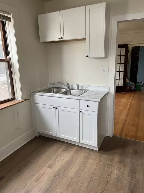 Kitchen - 1745 E 84th Pl, Chicago, IL 60617 photo 3 of 4