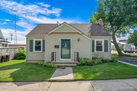 Exterior - 1310 Park St, Mchenry, IL 60050 photo 7 of 7