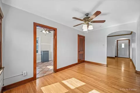 Entry Way - 1310 Park St, Mchenry, IL 60050 photo 2 of 3