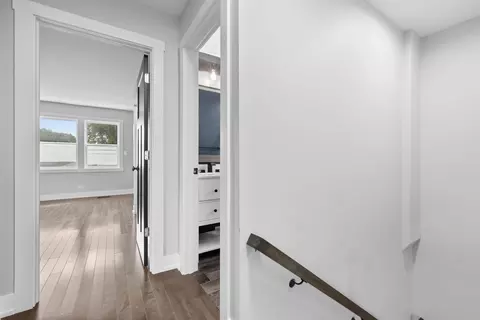 Entry Way - 3703 Bluebird Ln, Rolling Meadows, IL 60008 photo 5 of 5