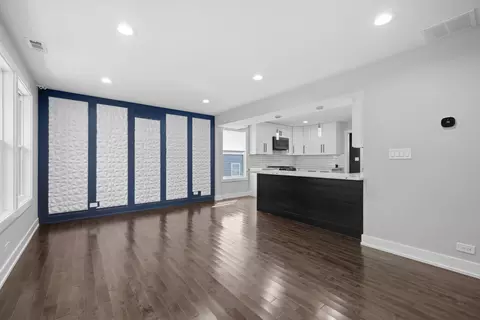 Living - 3703 Bluebird Ln, Rolling Meadows, IL 60008 photo 1 of 3