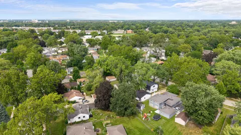 View/Area - 3703 Bluebird Ln, Rolling Meadows, IL 60008 photo 3 of 5