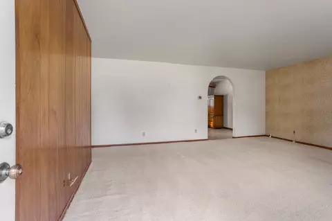 Living - 2903 Sangamon Dr, Champaign, IL 61821 photo 1 of 3