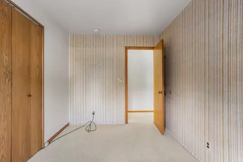 Bedroom - 2903 Sangamon Dr, Champaign, IL 61821 photo 2 of 7